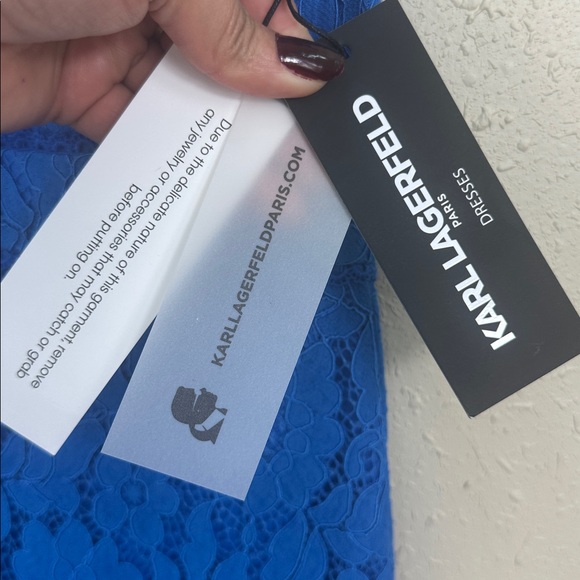 Karl Lagerfeld Paris Blue Lace Sheath Dress V-Neck Flounce Hem NWT $168 Size 12 - Picture 13 of 13